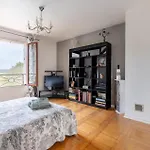 Nice Home In Le Vaumain With Sauna *