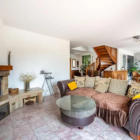 Cozy In With Kitchen 別荘 Le Vaumain